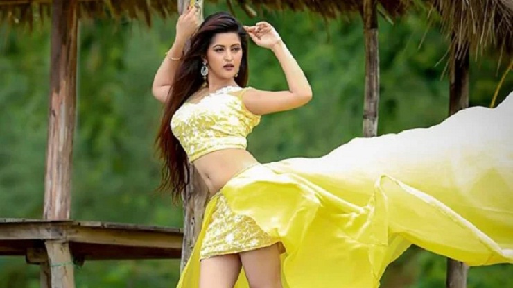 ডিসিপ্লিন জীবন যাপন করি, নামাজ ও মেডিকেশন করি : পরীমণি ডিসিপ্লিন জীবন যাপন করি, নামাজ ও মেডিকেশন করি : পরীমণি