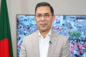 দুর্গাপূজায় পলাতক স্বৈরাচারের অপচেষ্টার বিরুদ্ধে সতর্ক থাকতে হবে : তারেক রহমান