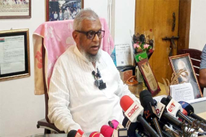 সড়ক পথে ঢাকায় পৌঁছাতে ১৮-২০ ঘণ্টায় সময় লাগে : আরিফ