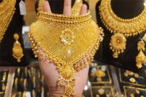 স্বর্ণের ভরি ১ লক্ষ ৬৭ হাজার ৮৩৩ টাকা