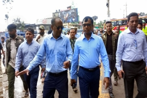 নগরীর অবৈধ অটোরিকশা সরাতে ডিসির  ১৫ দিনের আল্টিমেটাম