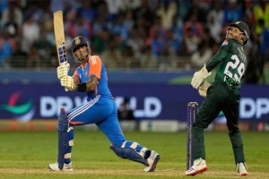 পাকিস্তানের বিপক্ষে সহজে জিতল ভারত