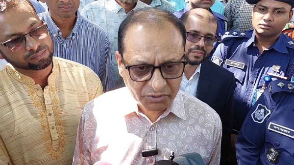 &lsquo;প্রাথমিকে খুব বেশি সংস্করণ হবে না, বই পৌঁছাবে জানুয়ারিতেই'