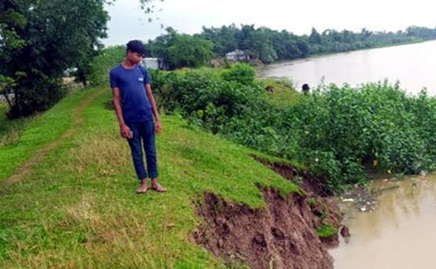 তিন উপজেলা রক্ষার বাঁধ নির্মাণে দীর্ঘসূত্রতা
