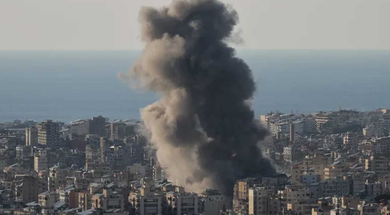 ইসরায়েলি হামলায় লেবাননে হাজার হাজার মানুষ গৃহহীন, রাত কেটেছে রাস্তায়