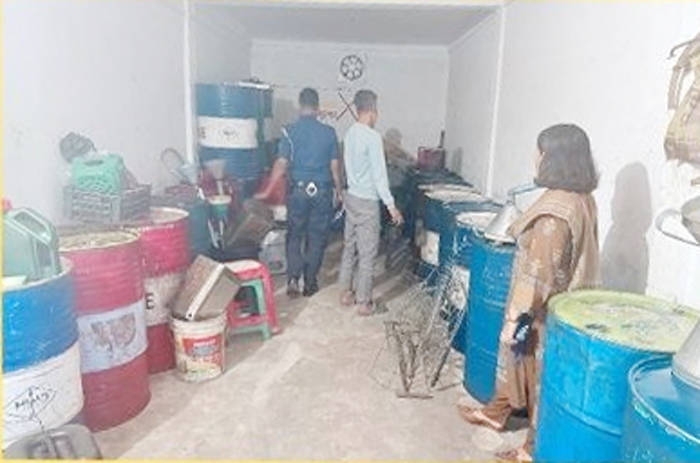 মৌলভীবাজারে অবৈধভাবে জ্বালানি মজুদ, চার ব্যবসায়ীকে জরিমানা