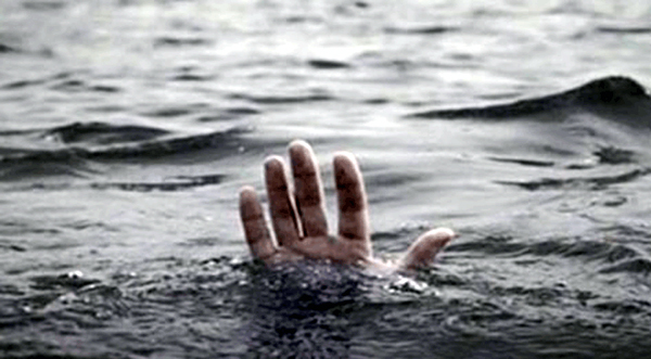 ছোট বোনকে বাঁচাতে গিয়ে প্রাণ গেল বড় বোনের
