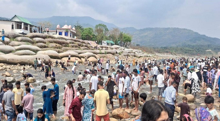 ঈদের ছুটিতে পর্যটক মুখর সিলেট