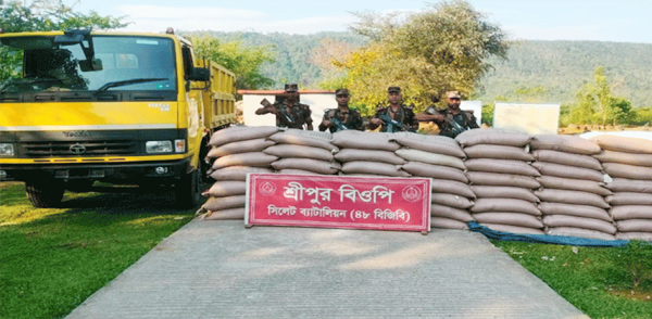 সিলেটে কোটি টাকার চোরাচালান পণ্য জব্দ, ট্রাকসহ মালামাল আটক