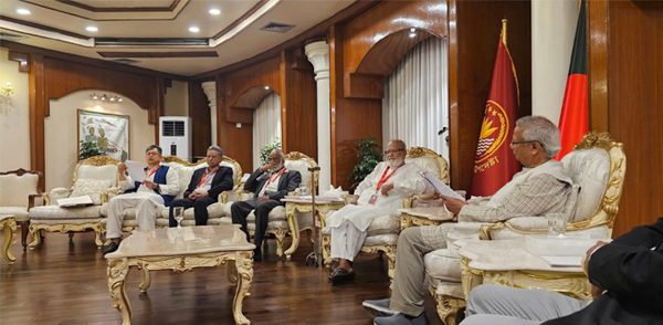 প্রধান উপদেষ্টার সঙ্গে বৈঠকে বিএনপির প্রতিনিধিদল
