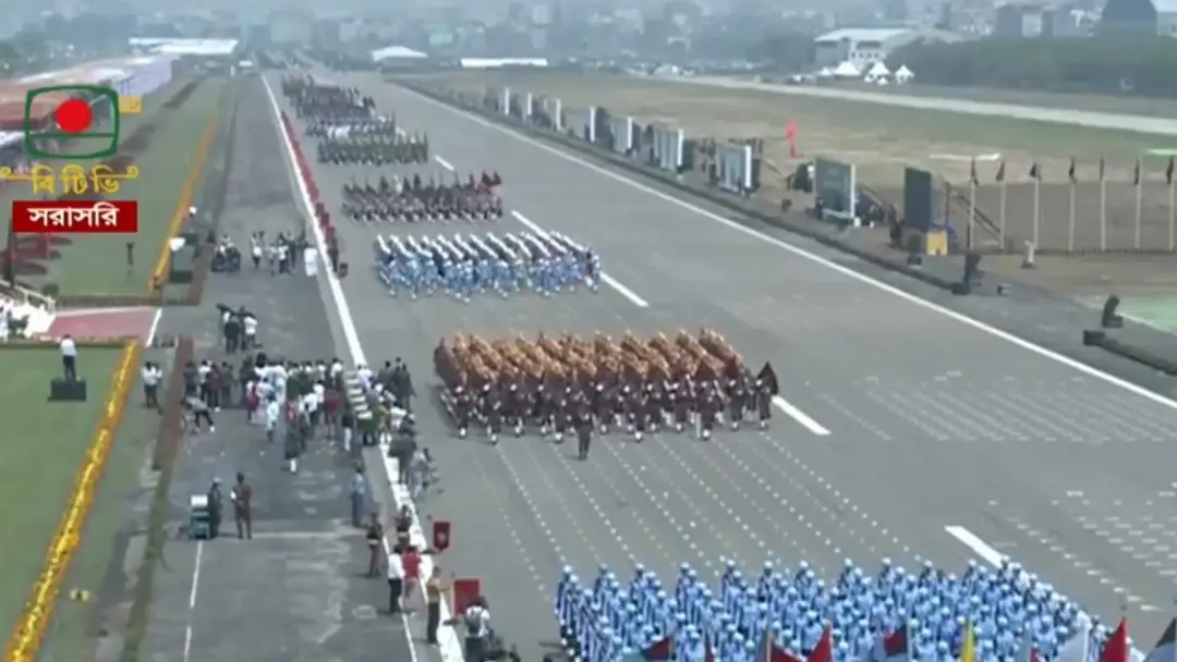 স্বাধীনতা দিবসে জাতীয় প্যারেড শুরু