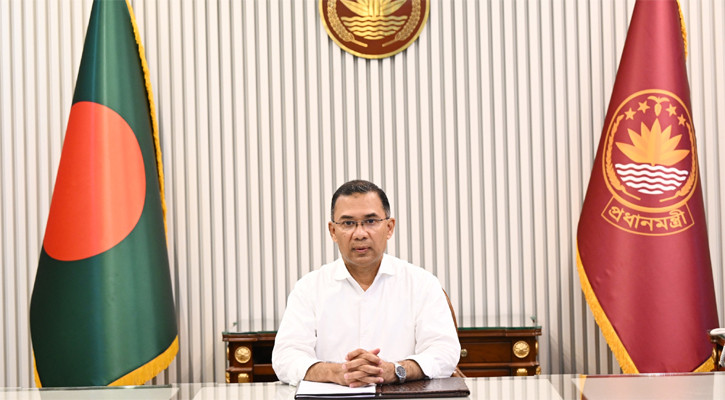 জনগণের প্রশংসায় ভাসছেন তারেক রহমান