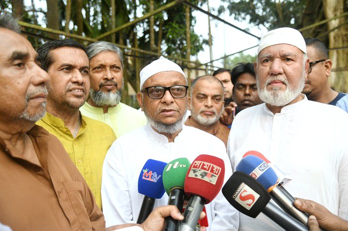 ঈদের আগেই শ্রমিকদের বেতন-বোনাস: মন্ত্রী