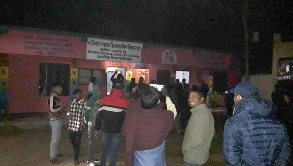 মৌলভীবাজারে ভোটকেন্দ্রে আগুন
