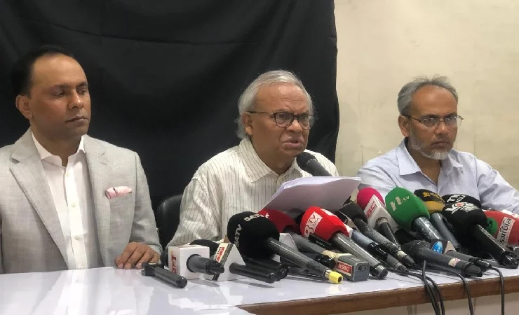 প্রশাসনের ঢিলেঢালা আচরণে দুঃষ্কৃতকারীরা আশকারা পাচ্ছে : রিজভী