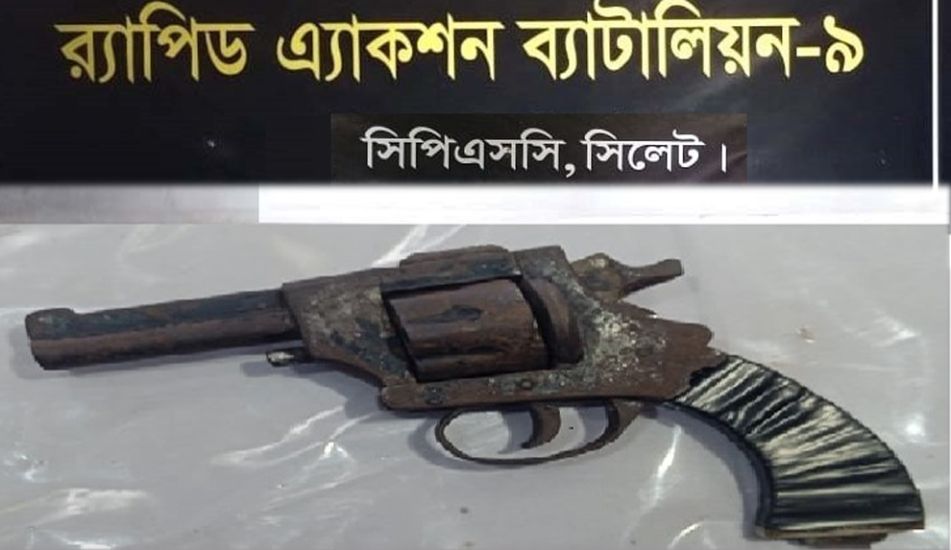জগন্নাথপুর থেকে আ গ্নে য়া স্ত্র উদ্ধার