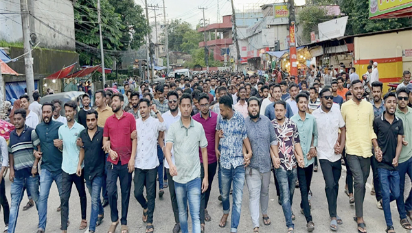 বঙ্গবন্ধুর বাংলায় রাজাকারের ঠাঁই নেই