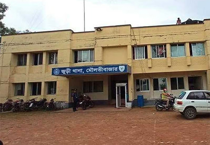 জুড়ীতে গৃহবধূকে কুপিয়ে হত্যা, স্বামী পলাতক
