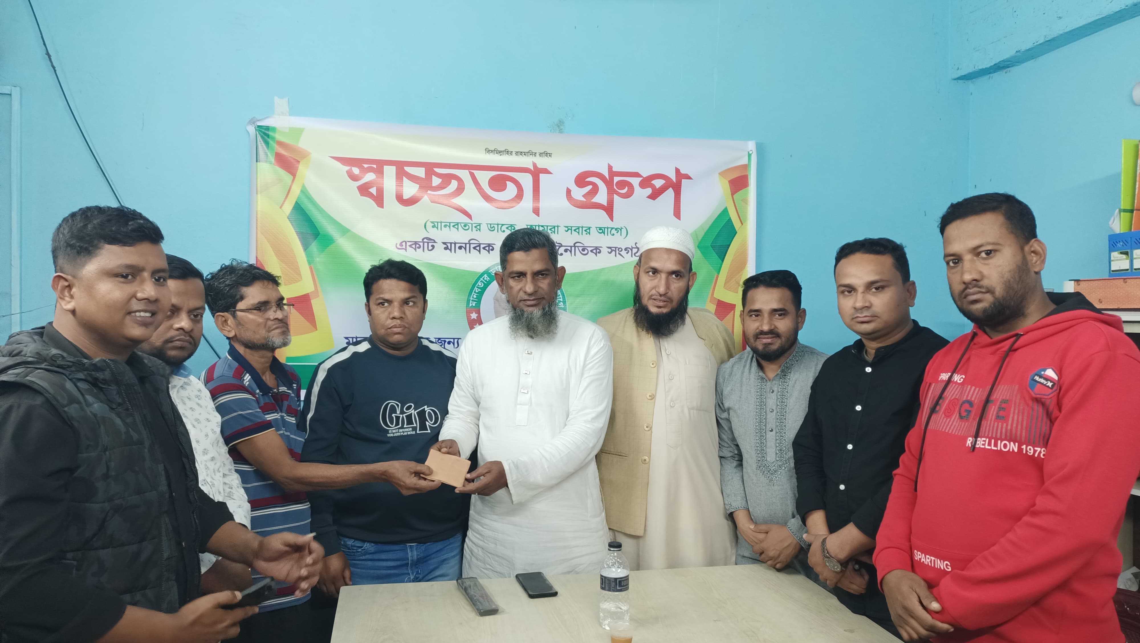 মাধবপুরে স্বচ্ছতা গ্রুপের চিকিৎসা সহায়তা