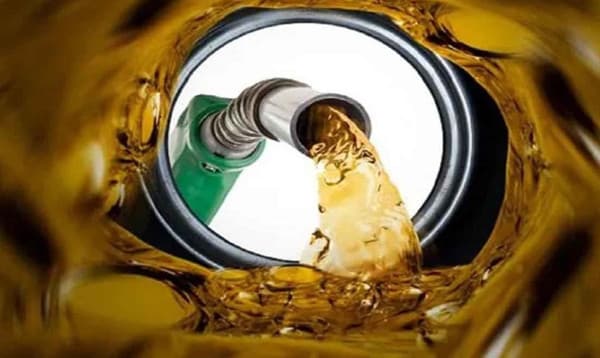 অকটেনের দাম বেড়ে ১৪০ টাকা, পেট্রোল ১৩৫