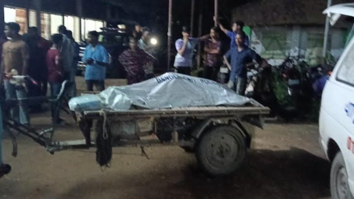 অন্তঃসত্ত্বা গৃহবধূর অর্ধগলিত লা শ উদ্ধার, শাশুড়ি আটক