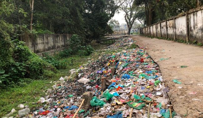 দখল দূষণে অস্তিত্ব সংকটে &lsquo;বরাক নদী&rsquo;