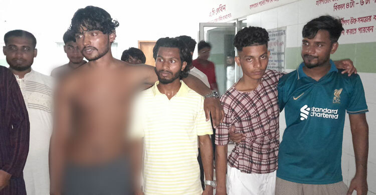 &lsquo;জয় বাংলা&rsquo; স্লোগান দিয়ে বৈষম্যবিরোধী আন্দোলনের চার নেতার উপর হামলা