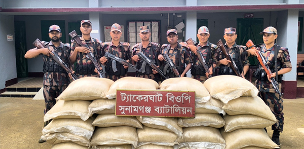 সুনামগঞ্জ সীমান্তে ৪২ লাখ টাকার ভারতীয় পণ্য জব্দ