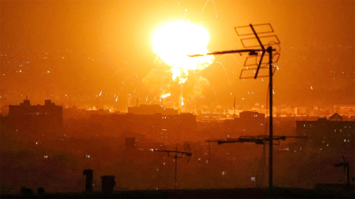 ইরানে তেলের ডিপোসহ ৫ জ্বালানি স্থাপনায় হামলা