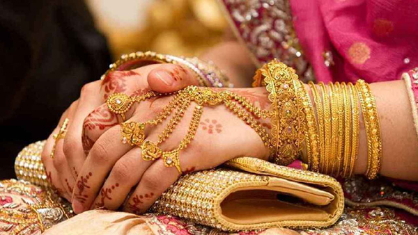 দেশের বাজারেও বাড়ল স্বর্ণের দাম
