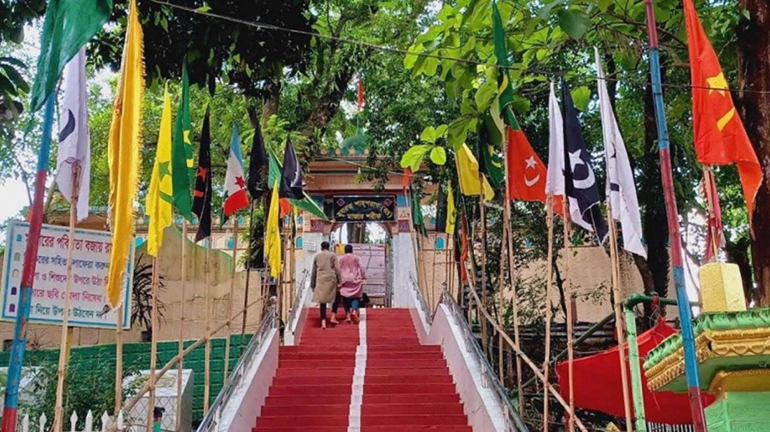 শাহপরানের মাজারে কেন নিষিদ্ধ হলো গানবাজনা?