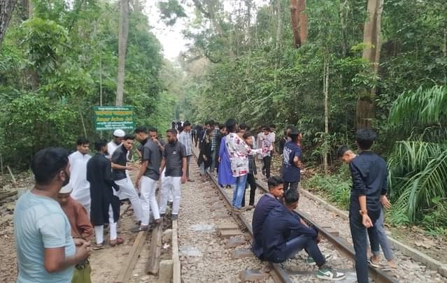 পর্যটকদের পদচারনায় মুখর মৌলভীবাজারের পর্যটনকেন্দ্রগুলো