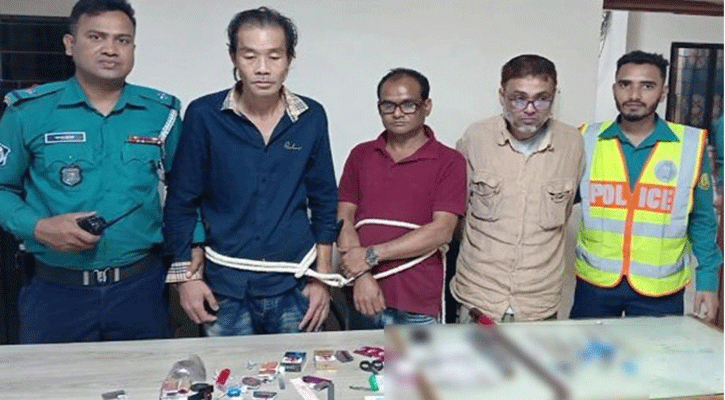 তালতলায় মা দ ক সেবনকালে তিন আওয়ামলীগ নেতাকর্মী আটক