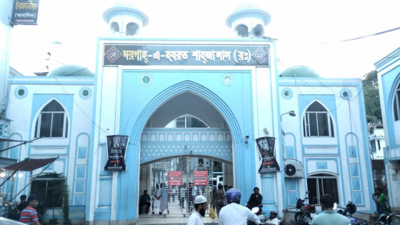 শাহজালাল মাজারে কমেছে দর্শনার্থী