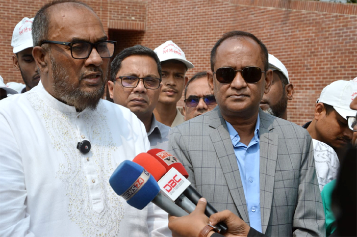 সম্মিলিত প্রয়াস ছাড়া পরিচ্ছন্ন সিলেট গড়া সম্ভব নয় : সিসিক প্রশাসক