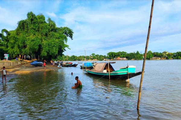 শান্তিগঞ্জে নৌকা ডুবে শিশু মৃত্যু