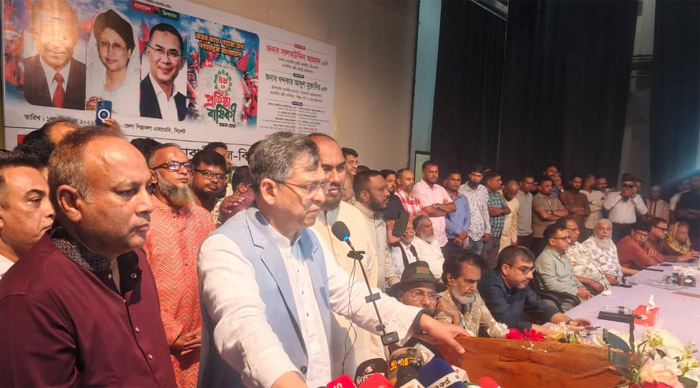 ভবিষ্যতে স্বৈরাচার-ফ্যাসিবাদের উত্থান ঠেকাতে সাংবিধানিক সংশোধন: স্বরাষ্ট্রমন্ত্রী
