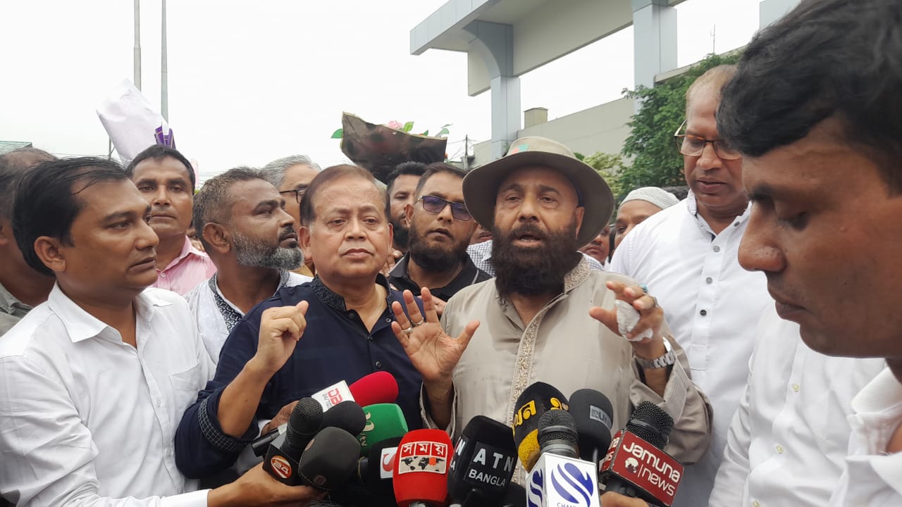 সরকারের কাছ থেকে কোনো &lsquo;ফেভার&rsquo; চান না তারেক রহমান