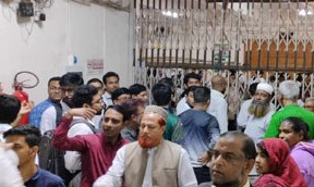 চতুর্থ শ্রেণীর কর্মচারীকে ছাত্রলীগ সভাপতির মারধর, উত্তপ্ত ওসমানী হাসপাতাল