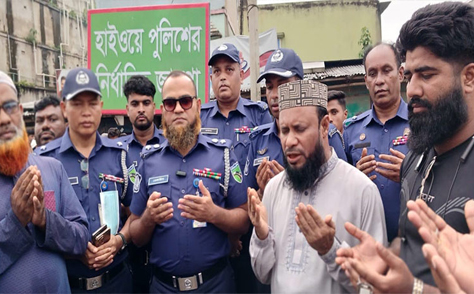 শায়েস্তাগঞ্জে মহাসড়কের জমি থেকে অবৈধ স্থাপনা উচ্ছেদ