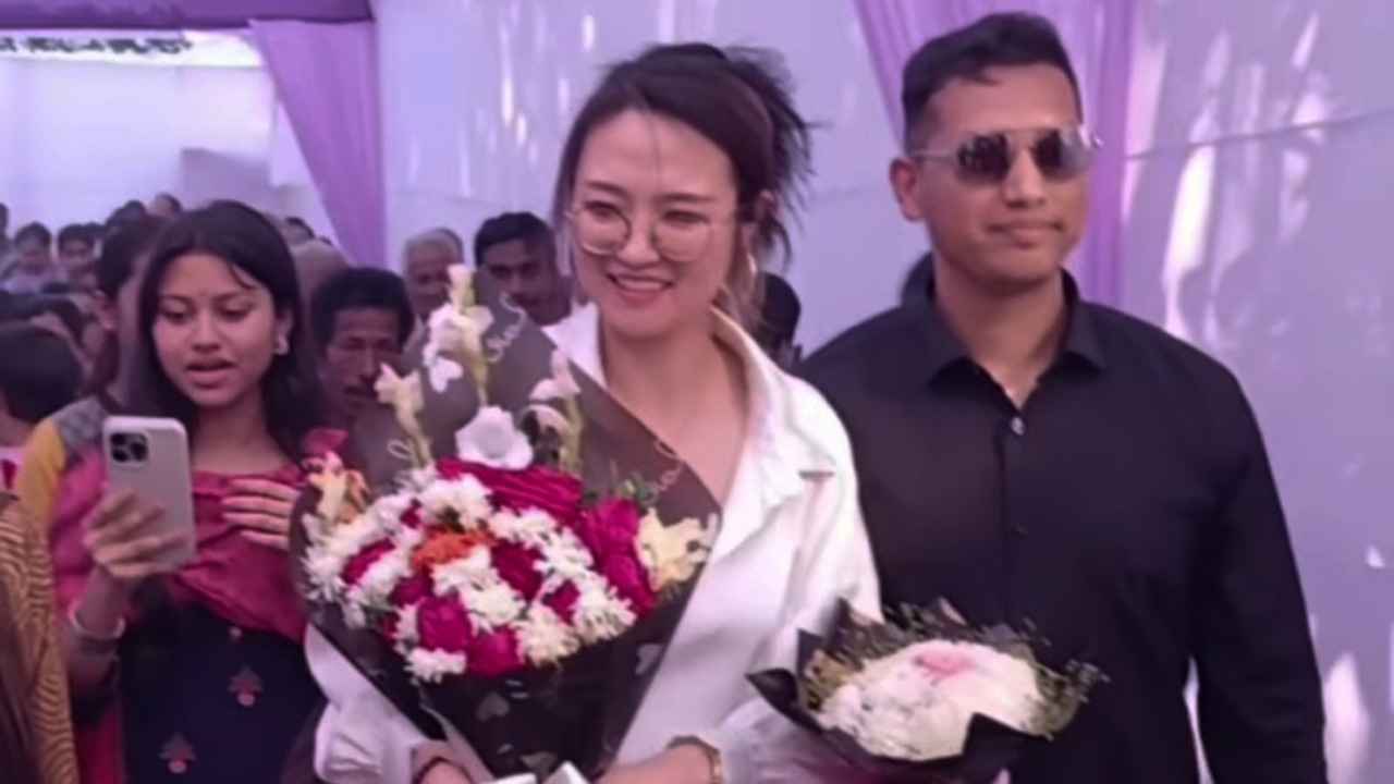 বিয়ে করতে মৌলভীবাজারে চীনা তরুণী