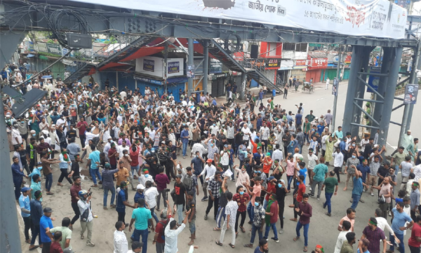 নগরীতে দফায় দফায় সংঘর্ষ, আহত ৩০
