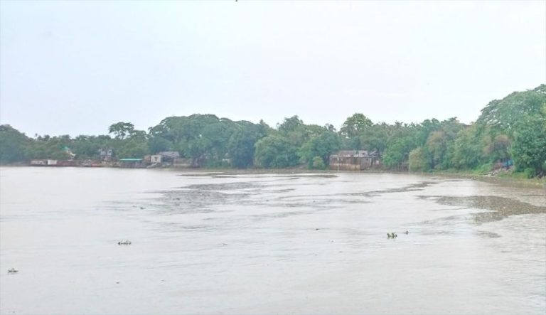 সুনামগঞ্জে বাড়ছে নদ-নদীর পানি