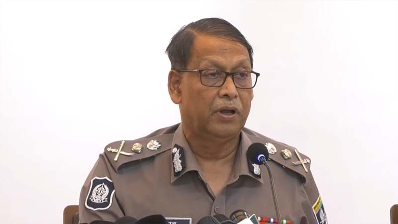 পদত্যাগপত্র জমা দিলেন আইজিপি, গ্রহণ করেনি সরকার