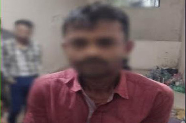 মহাজনপট্টি থেকে ইয়াবা সহ গ্রেপ্তার ১