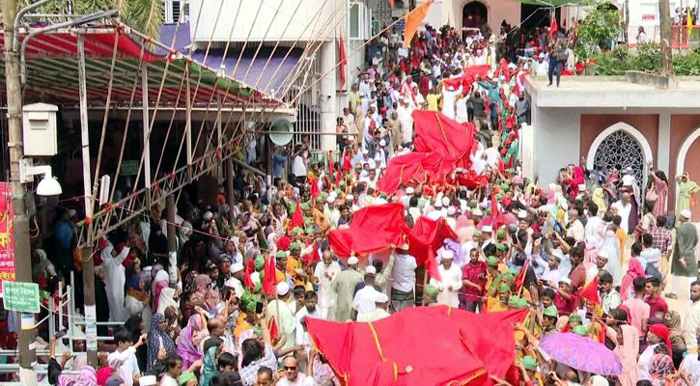 গিলাফ চড়ানোর মধ্য দিয়ে শাহজালাল মাজারে ওরস শুরু