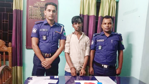 জৈন্তাপুরে ২৫০ পিস ইয়াবাসহ যুবক আটক 
