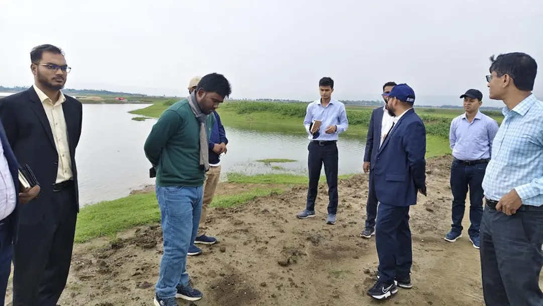 বিনা অনুমতিতে হাওরের বাঁধ কাটলে আইনি ব্যবস্থা, সতর্ক করল প্রশাসন