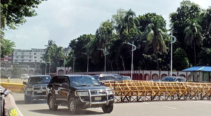 বঙ্গভবন ছাড়লেন মো. সাহাবুদ্দিন