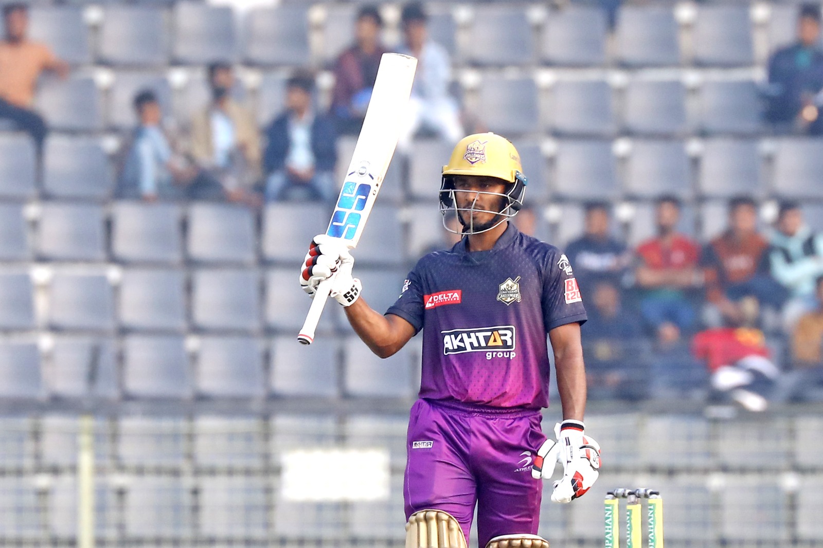 সিলেট স্ট্রাইকার্সকে উড়িয়ে টেবিলের শীর্ষে চট্টগ্রাম 